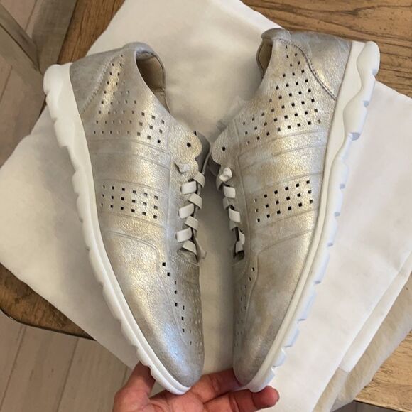 VANELI SPORT SNEAKERS. NEW - Picture 3 of 7